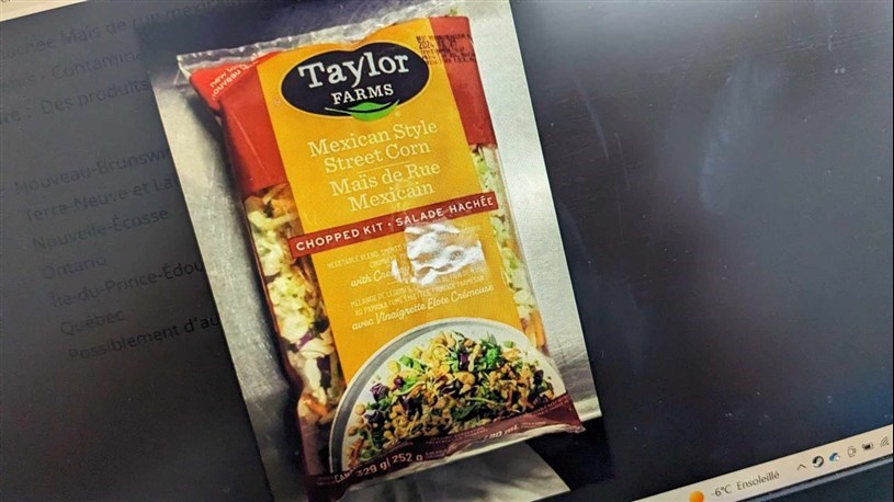 Chopped salad recalled by the Canadian Food Inspection Agency