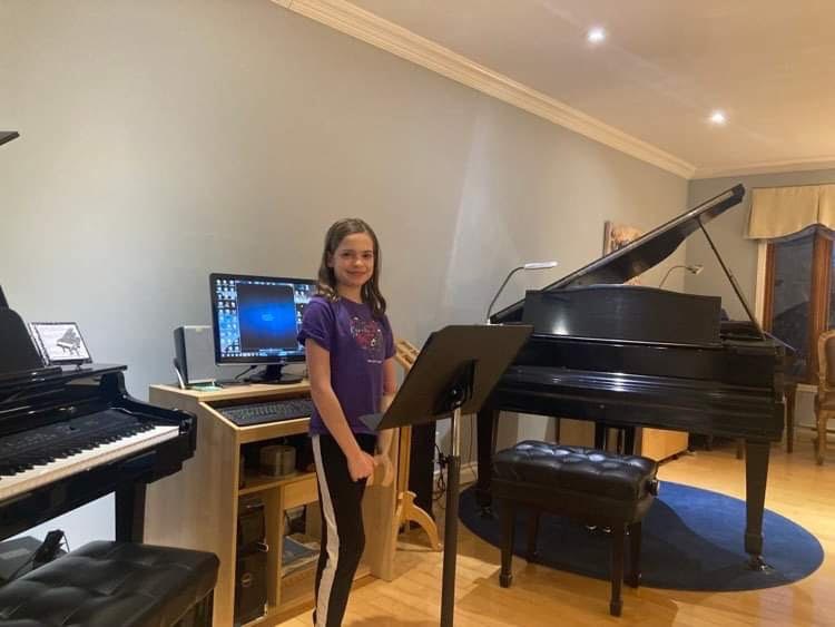 Mégane, practising singing