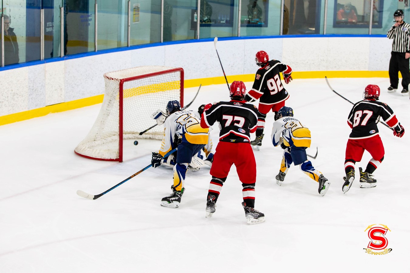 Une victoire et une défaite pour les Pionniers M18 