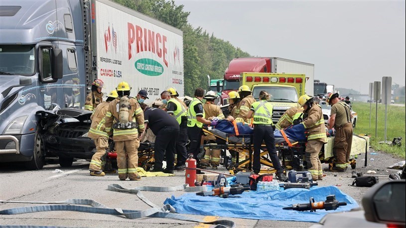 DERNIÈRE HEURE: Accident mortel à Saint-Zotique: le conducteur du poids lourd accusé