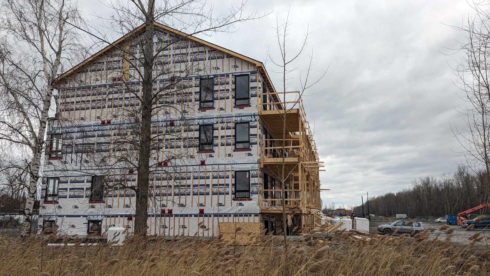 Affordable housing project suspended in Les Coteaux