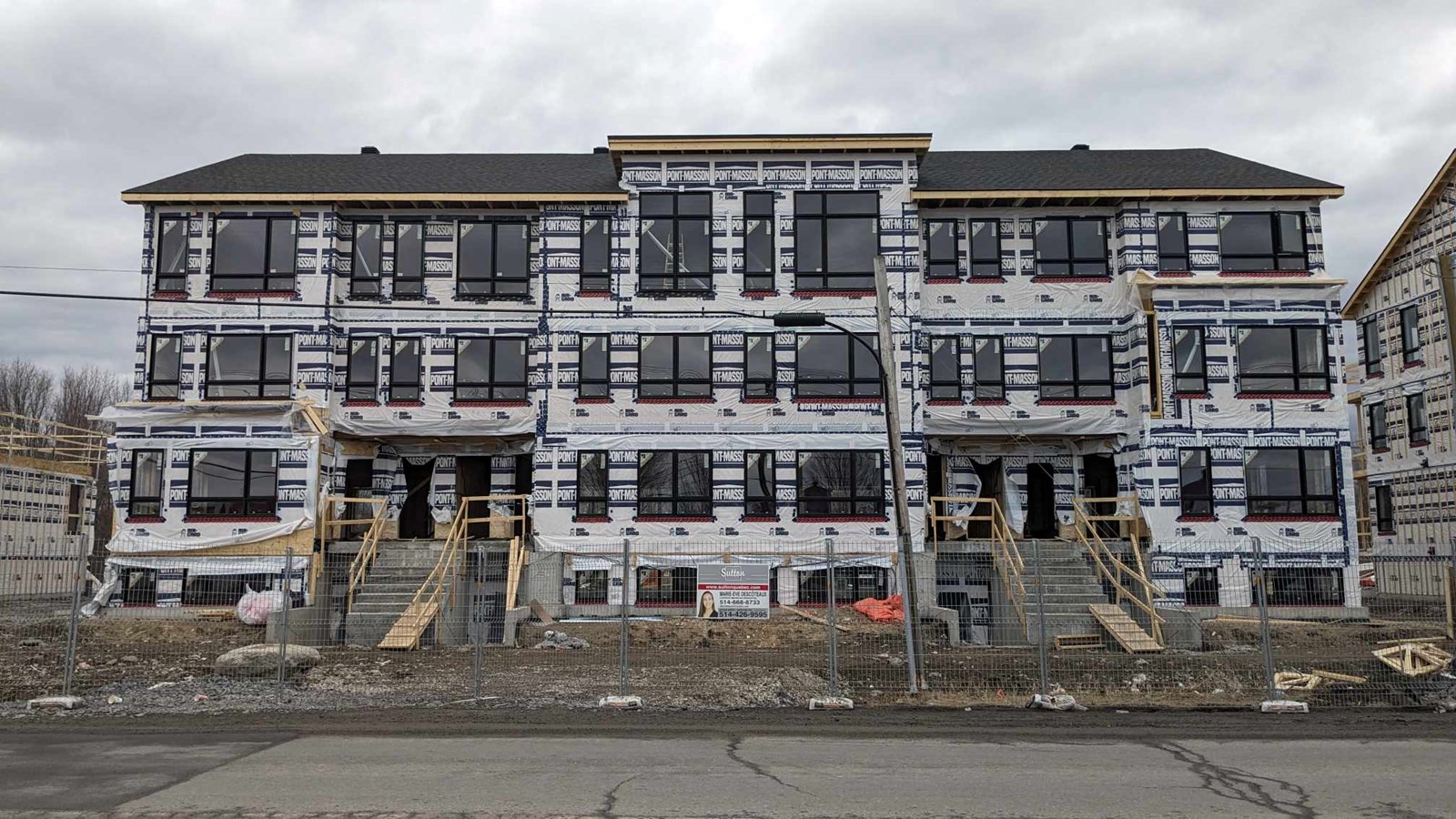 Affordable housing project suspended in Les Coteaux