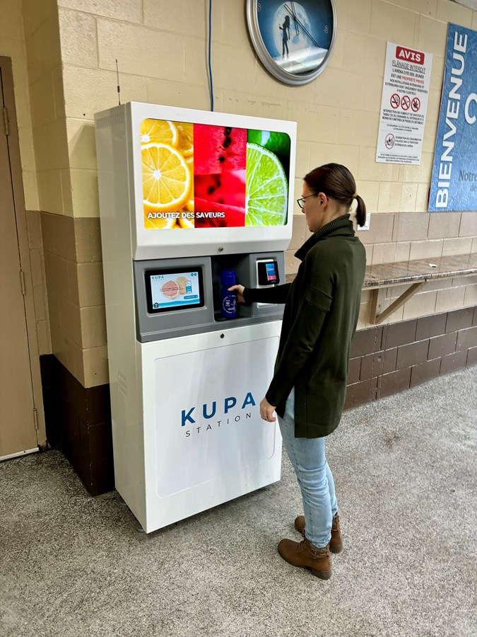 Cité-des-Jeunes Arena: hydration without non-refillable bottles