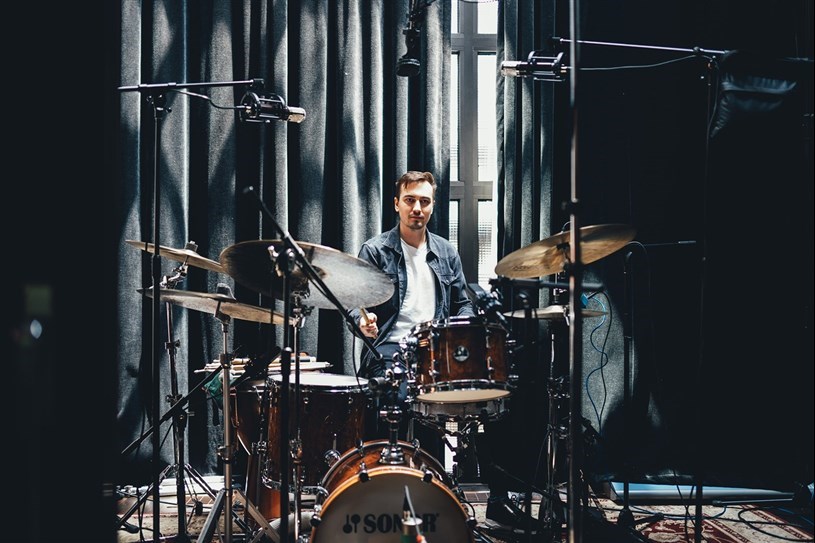 Le batteur Will Régnier de Coteau-du-Lac lance son premier album solo 