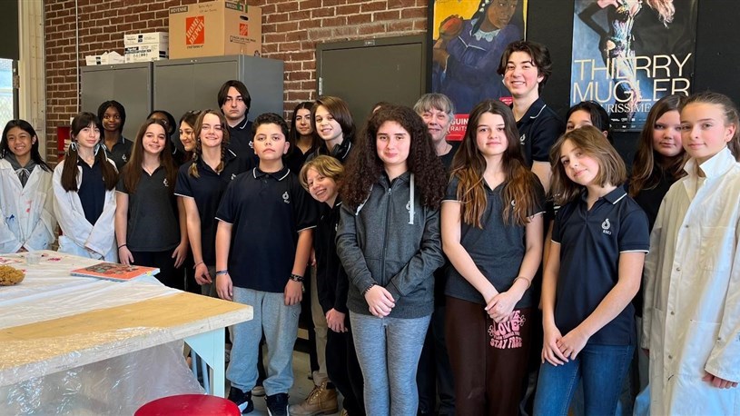 Vernissage le 11 avril : Annick Gauvreau expose avec les élèves en arts de la Cité-des-Jeunes