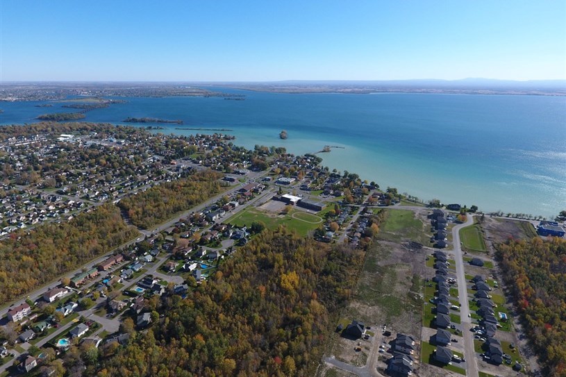 The increase in taxes on vacant land is causing discussion in Saint-Zotique