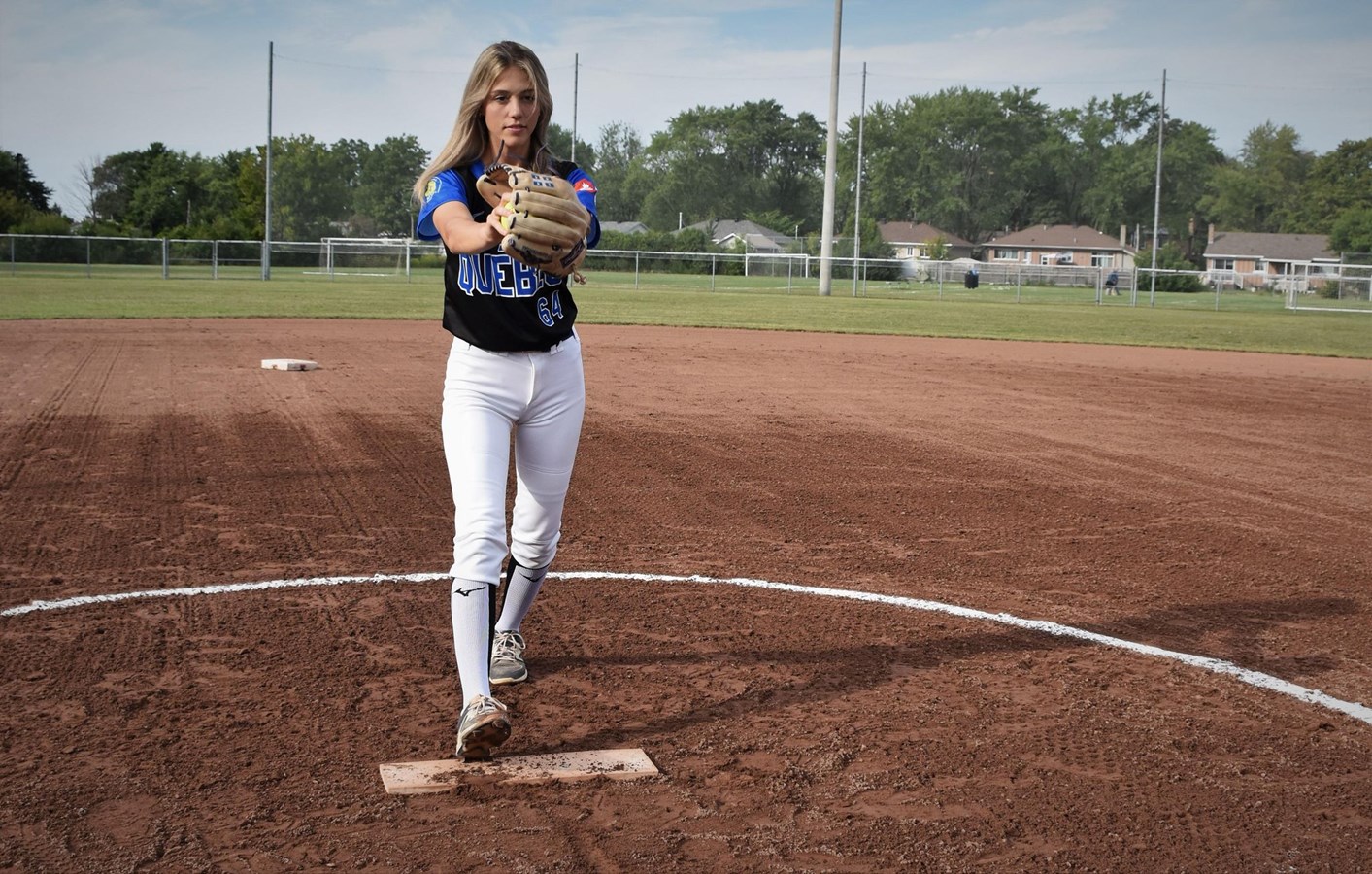 Léa Chevrier to join the Miami University Club Softball Redhawks   