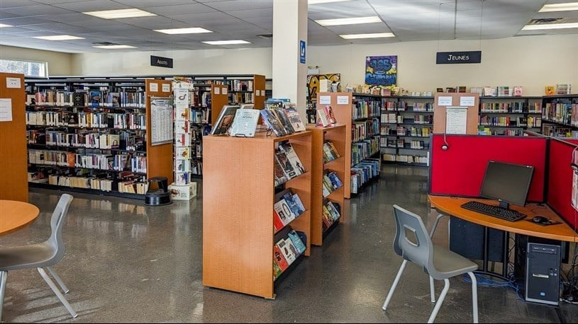 Lucile-C. Sauvé Public Library - Call for artists in Les Coteaux 