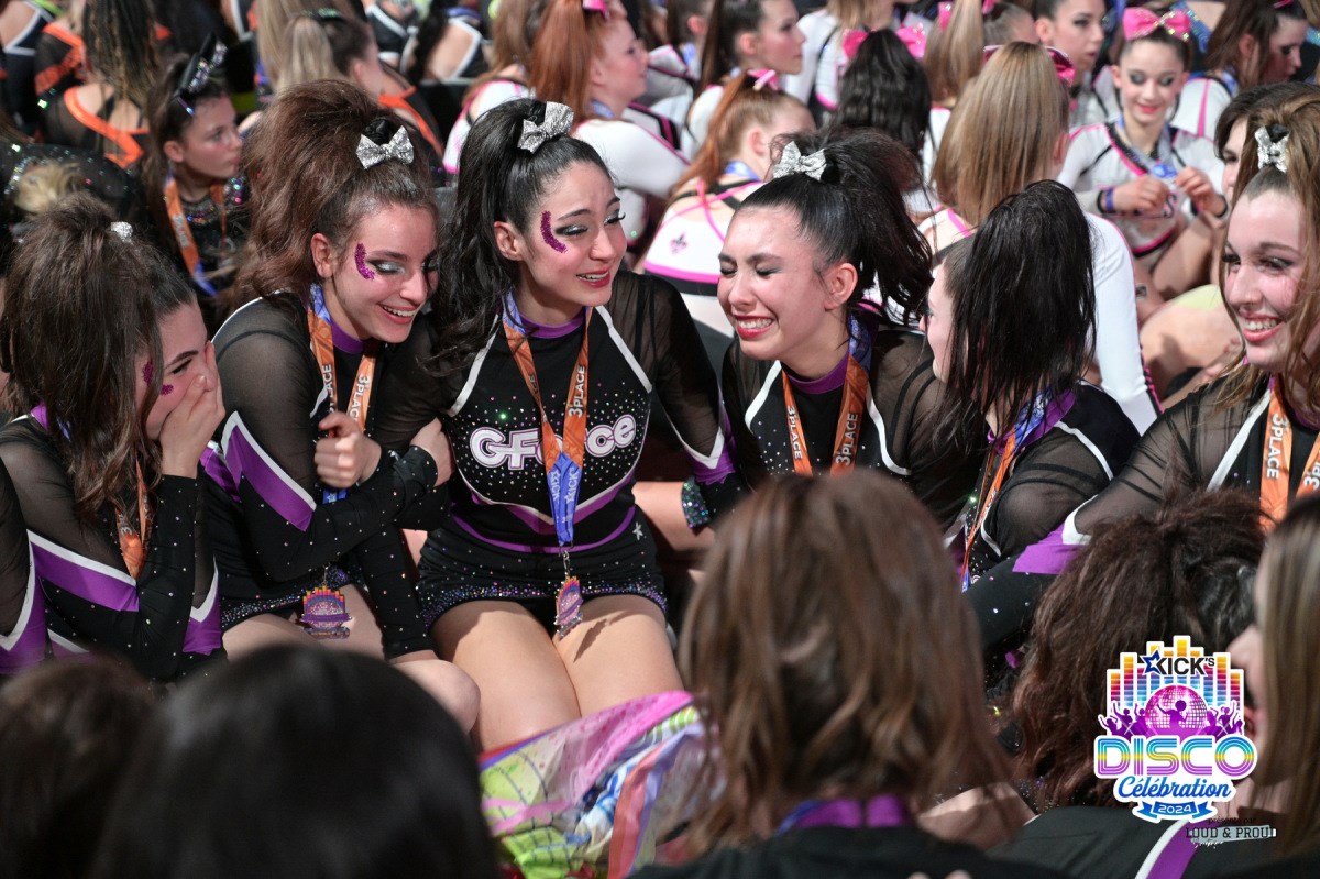 Knights de Gymini se qualifient pour les Championnats du monde de cheerleading
