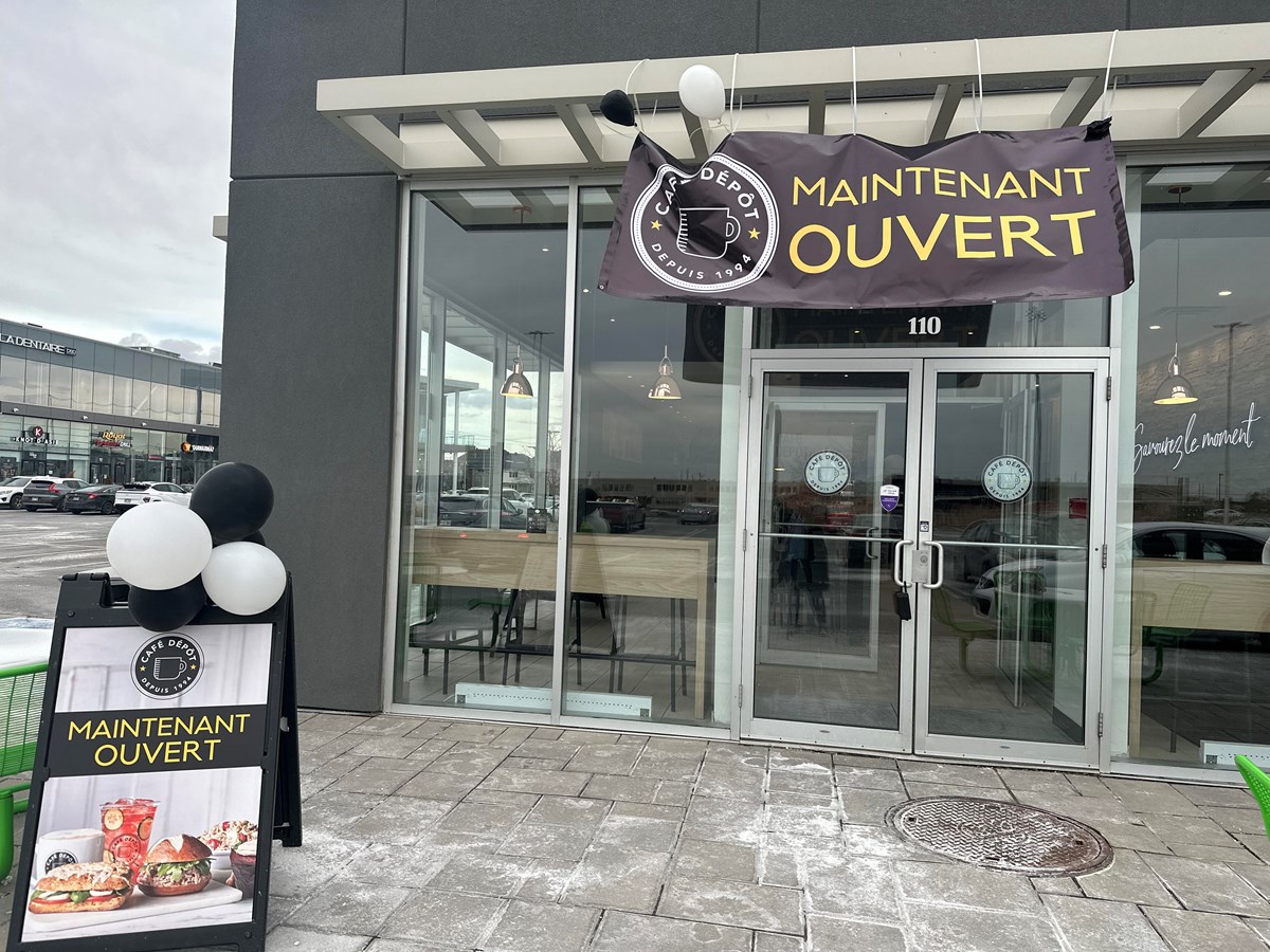 A new Café Dépôt opens on de la Gare in Vaudreuil-Dorion
