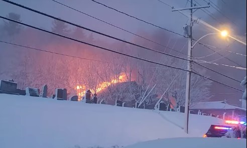 A Rigaud business goes up in flames