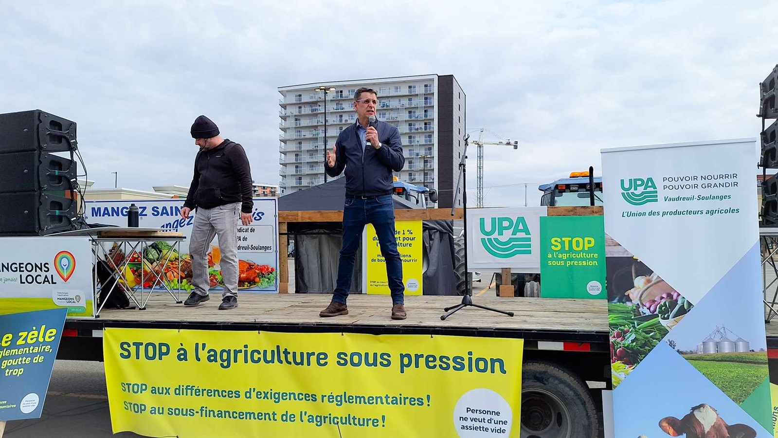 Retour en images sur la manifestation des producteurs agricoles de Vaudreuil-Soulanges