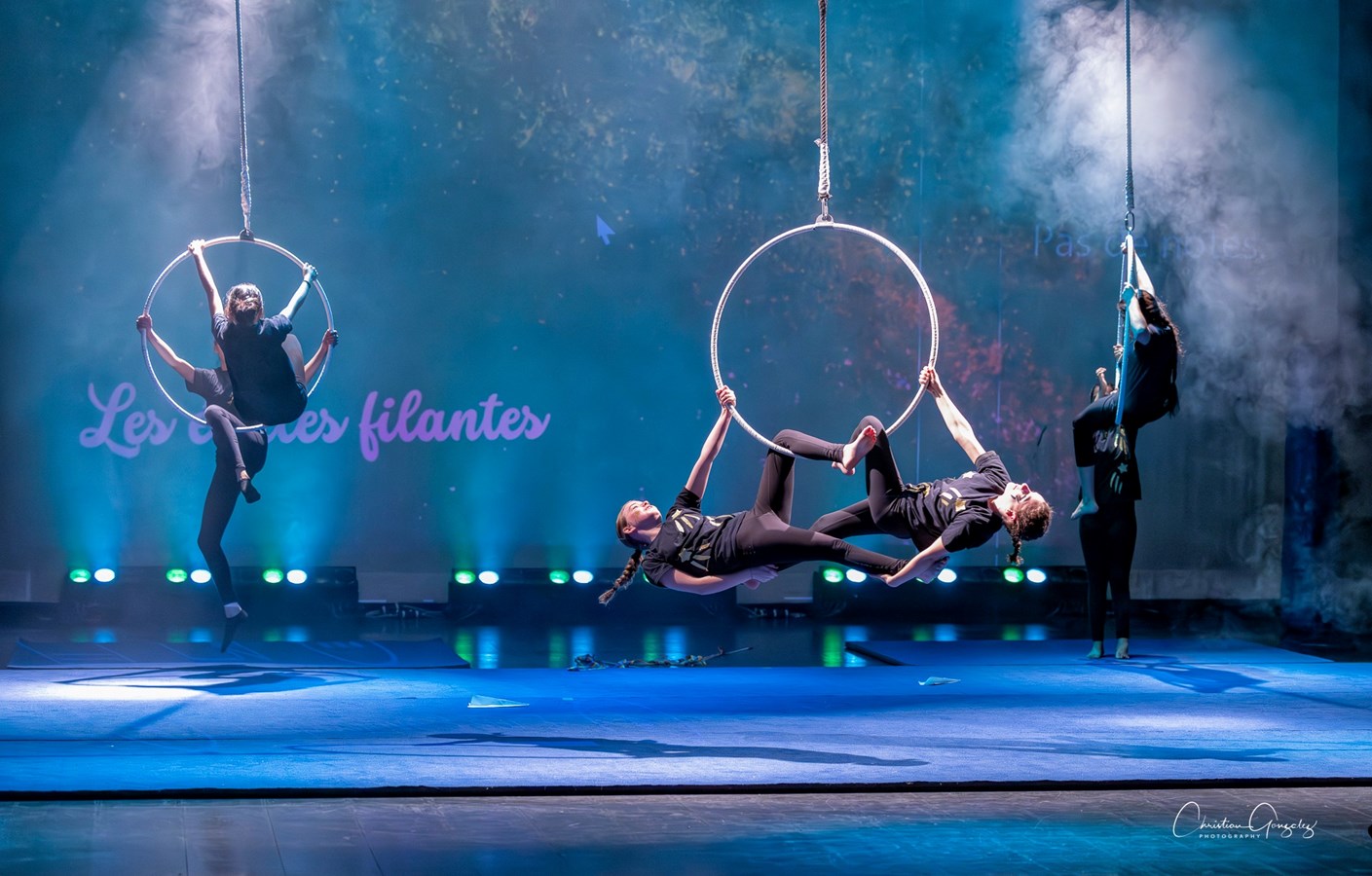 Un 6e spectacle du Festi-Cirque rythmé et coloré présenté par l'école des Étriers