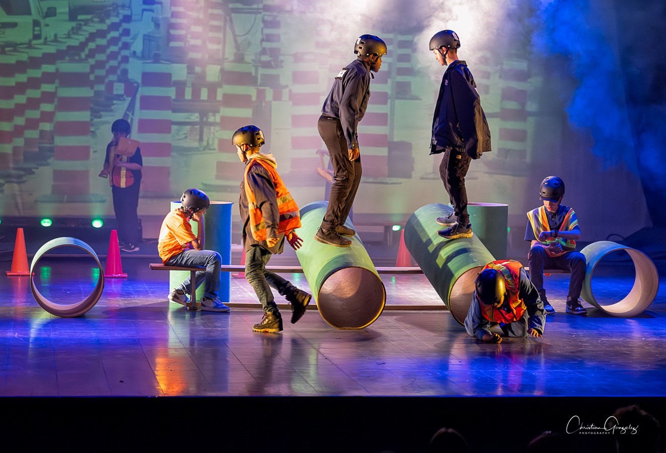 Festi-Cirque 2024: Retour en images sur le spectacle de l'école Harwood