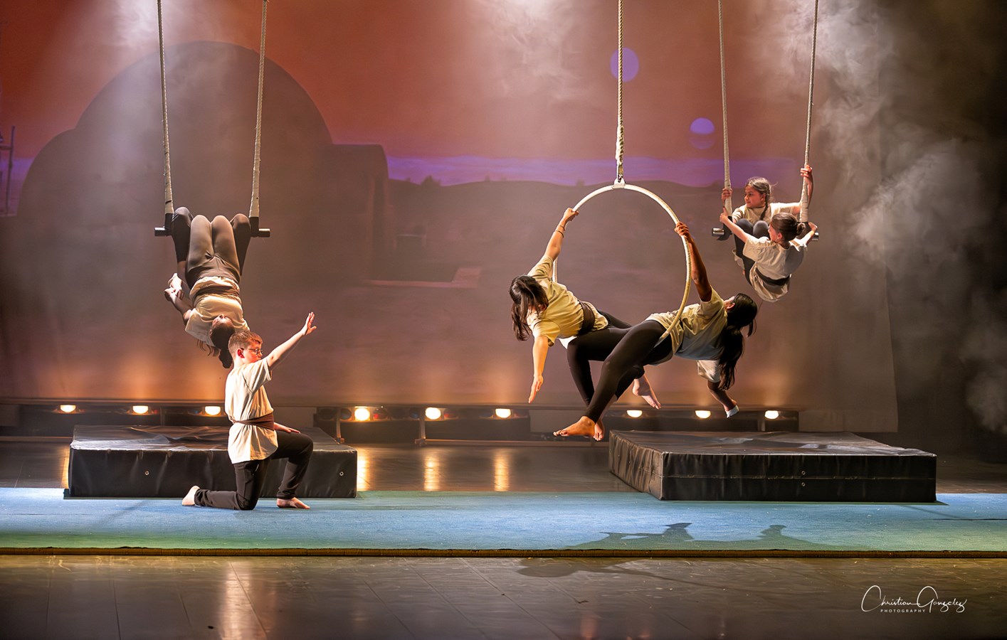 Festi-Cirque 2024: Retour en images sur le spectacle de l'école Harwood