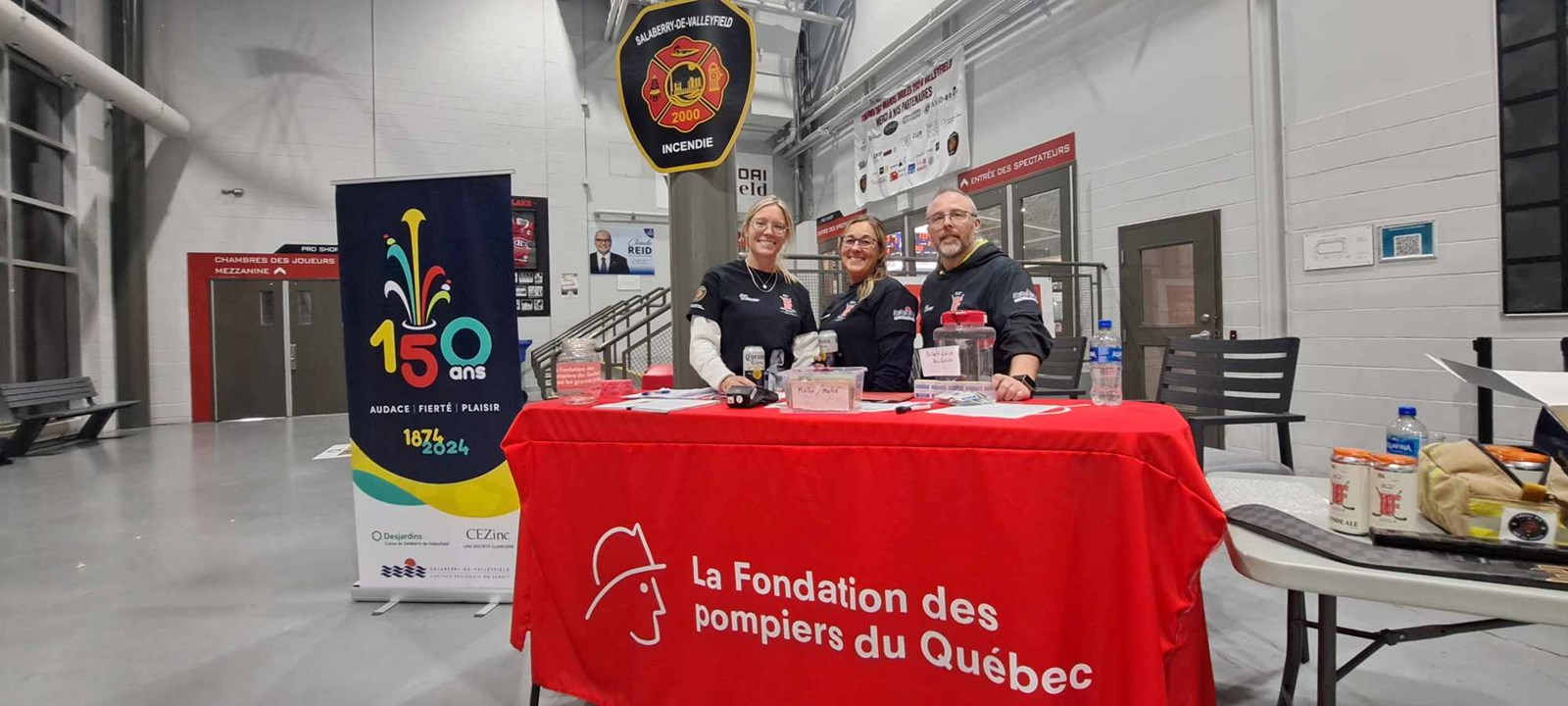Retour en images sur le tournoi de hockey de La Fondation des pompiers