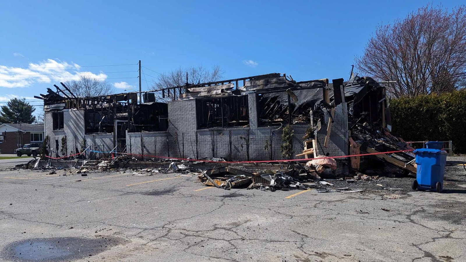 Les Coteaux's Deux Frères restaurant is no more
