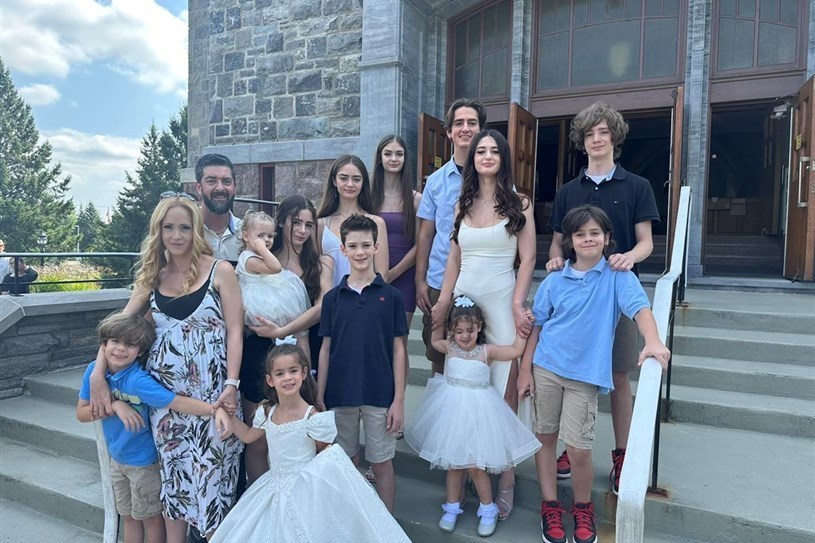 La Famille Groulx sur le point d'accueillir son 13e enfant
