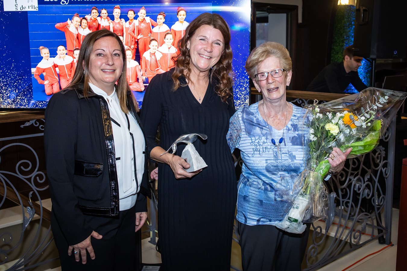 Manon Gagnon receives the Hubert-Leduc award  