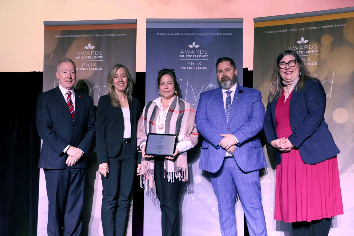 Le Cégep John Abbott reçoit le prix d'argent pour l'excellence en éducation autochtone