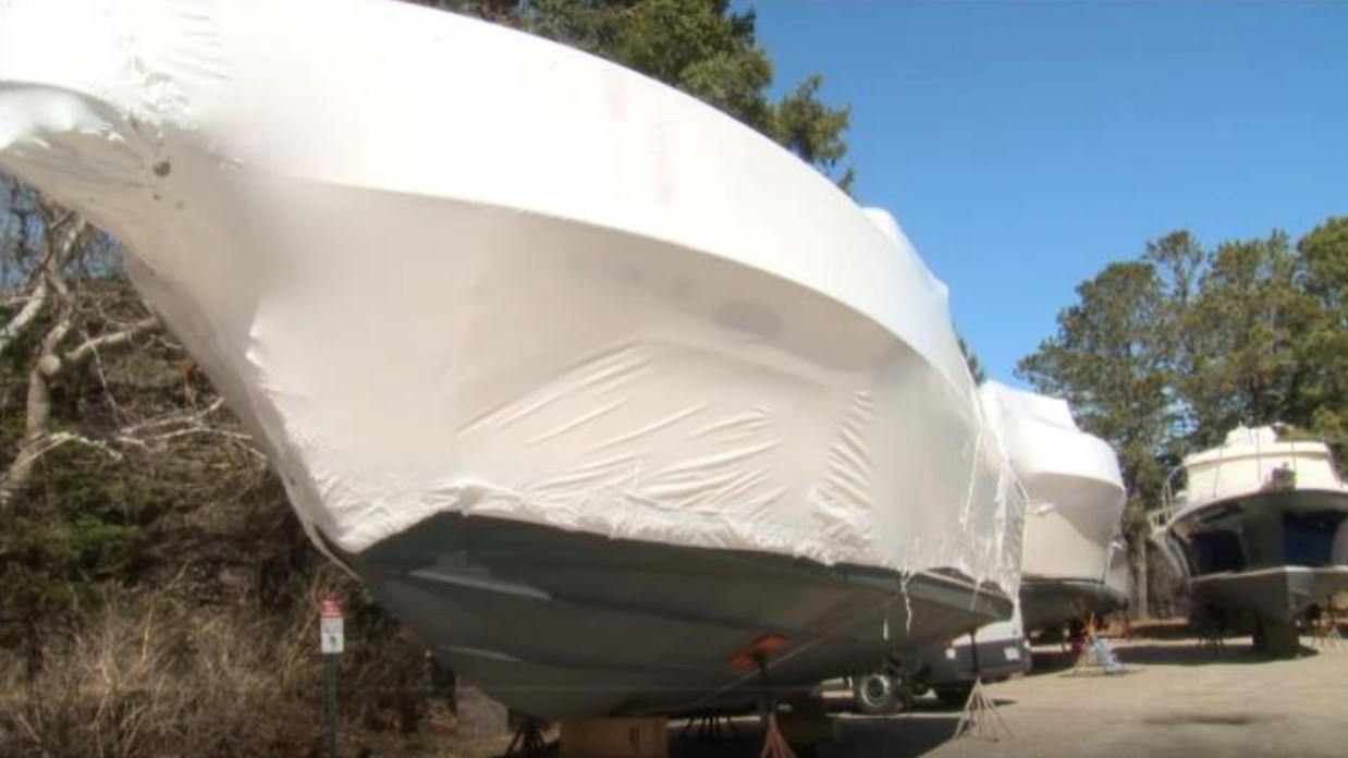 Recovery of winterized thermoplastics for boats at three ecocentres