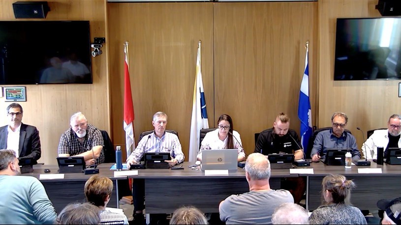 Charles Meunier contre la Ville de Rigaud: la mairesse fait le point
