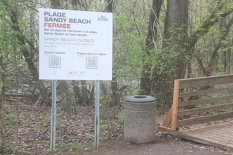 Plage de Sandy Beach: Des codes QR pour proposer des alternatives