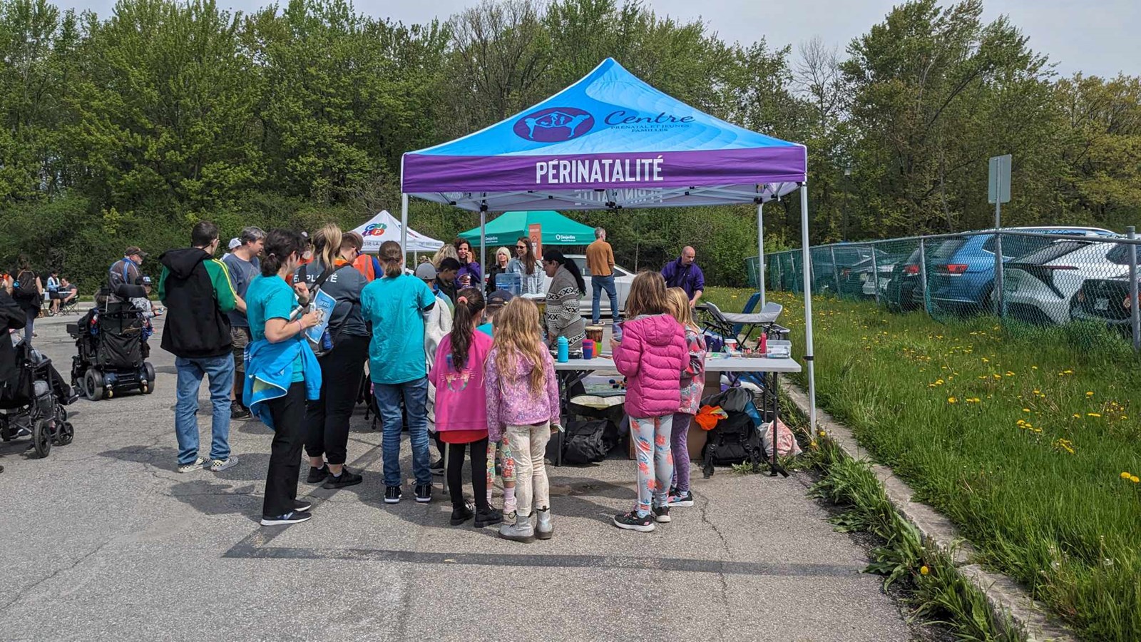 Retour en images sur la marche intergénérationnelle du Centre prénatal et Jeunes Familles