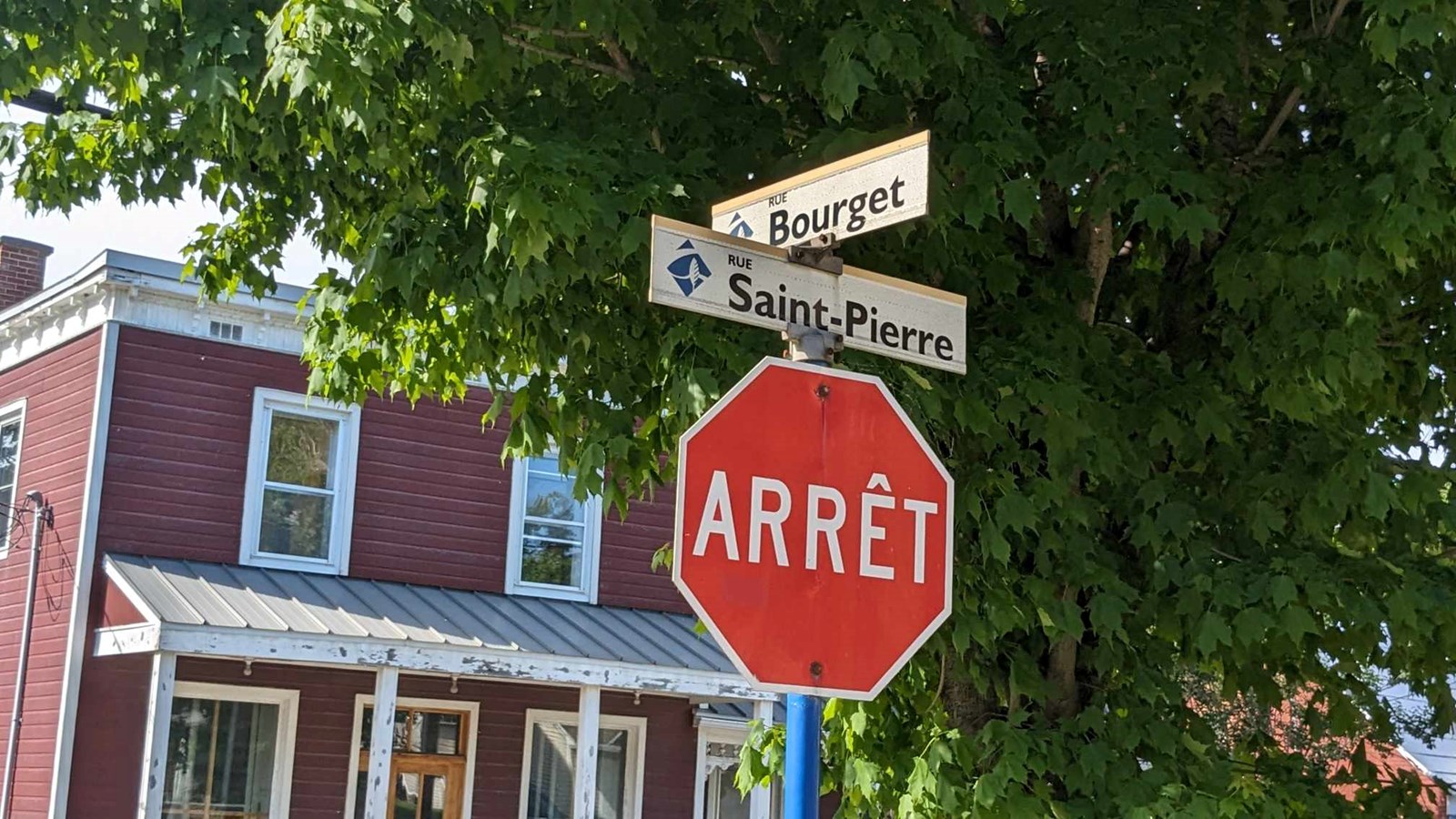 Rigaud : construction d'une piste multifonctionnelle sur la rue Bourget