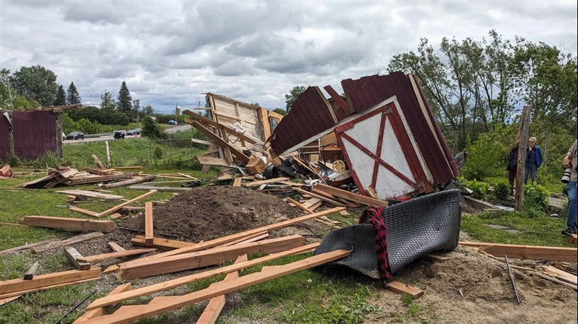 En images : un paysage désolant au lendemain de la tornade