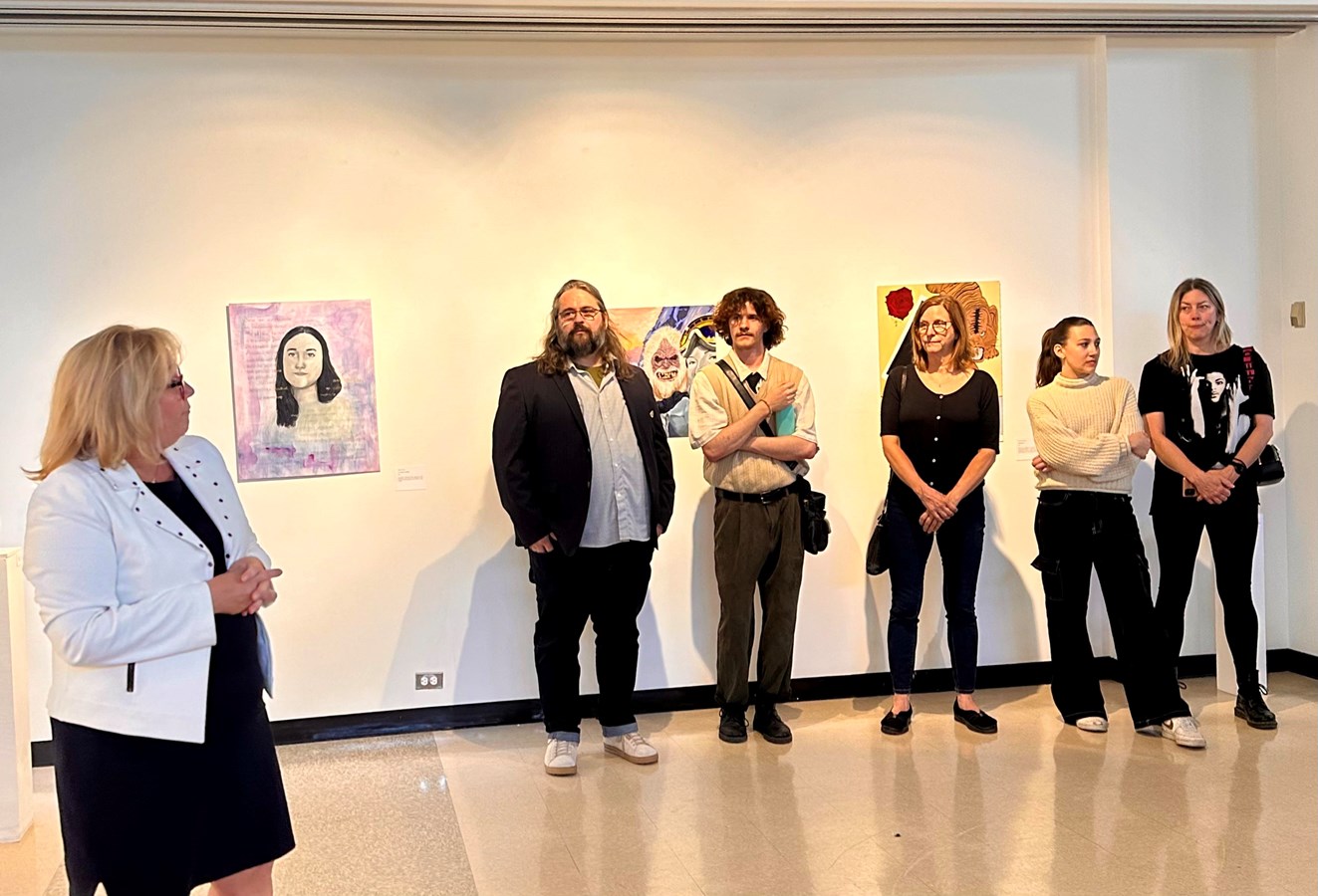 Bibliothèque Armand-Frappier :  exposition sur le rêve par des étudiants en arts visuels 
