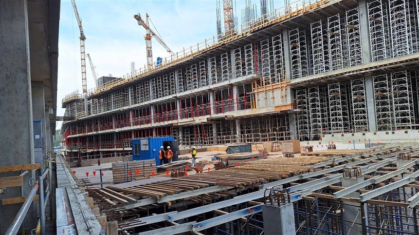 Hôpital de Vaudreuil-Soulanges: La construction vue de l'intérieur