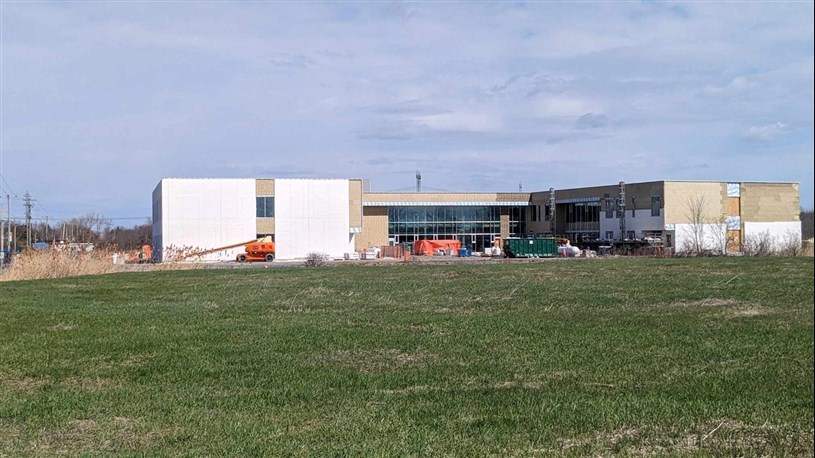 La nouvelle école des Cèdres a maintenant un nom