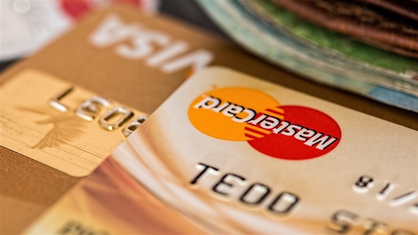 Augmentation des paiements minimum des cartes de crédit