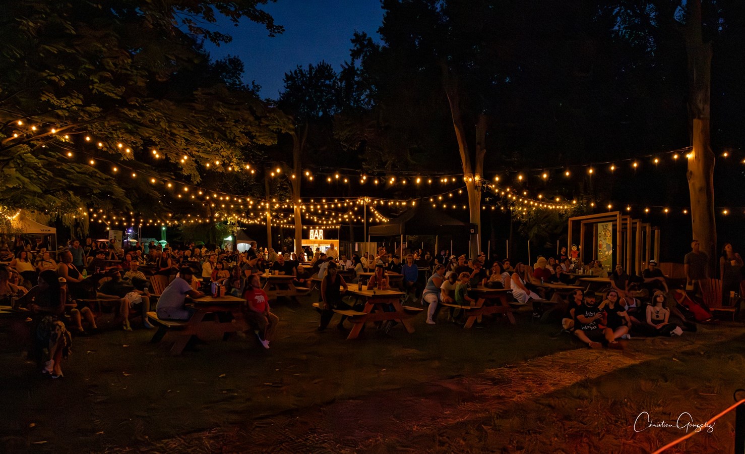 Une première soirée réussie pour le Festival Artefact