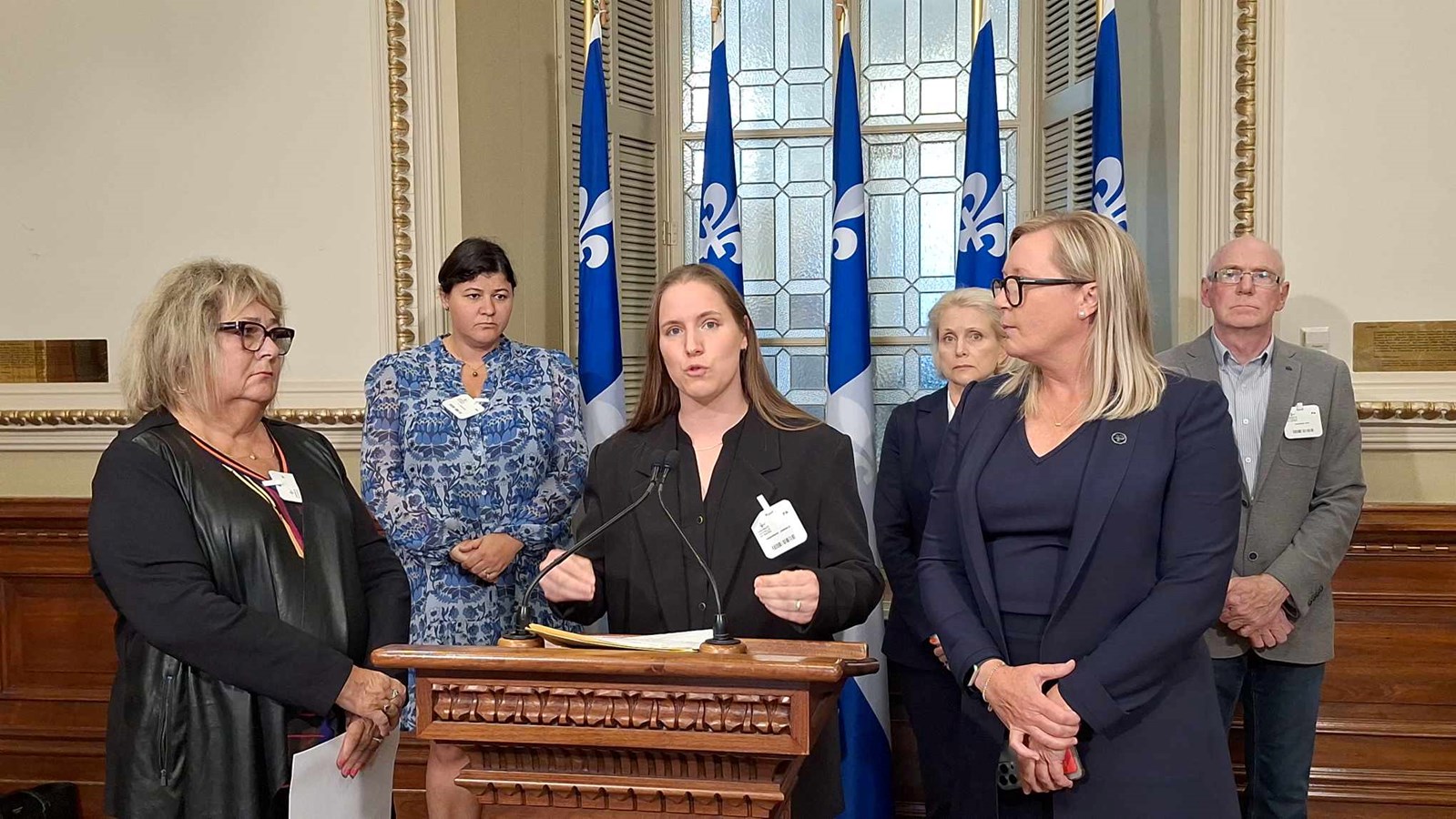 Marie-Claude Nichols joins citizens in calling for CAQ action