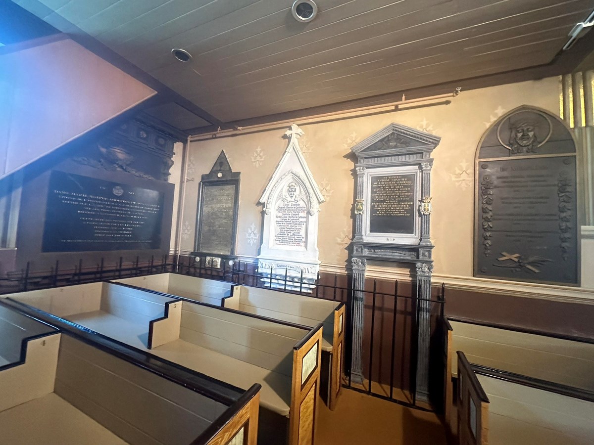 The tombstones of the Chartier de Lotbinière family are inside the church, along with the pews that were reserved for the family