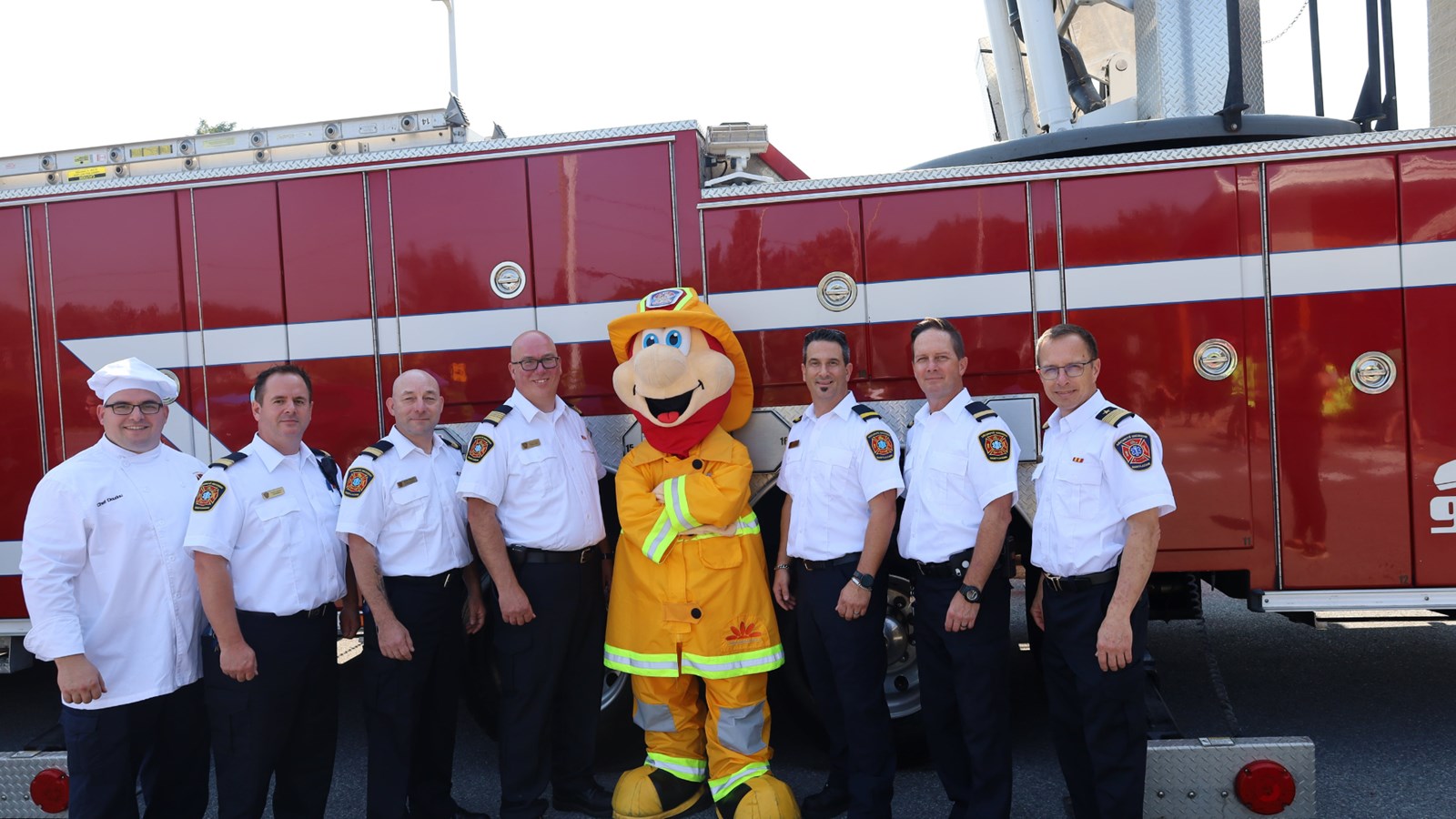 Nearly 1,000 visitors at Saint-Lazare fire station open house