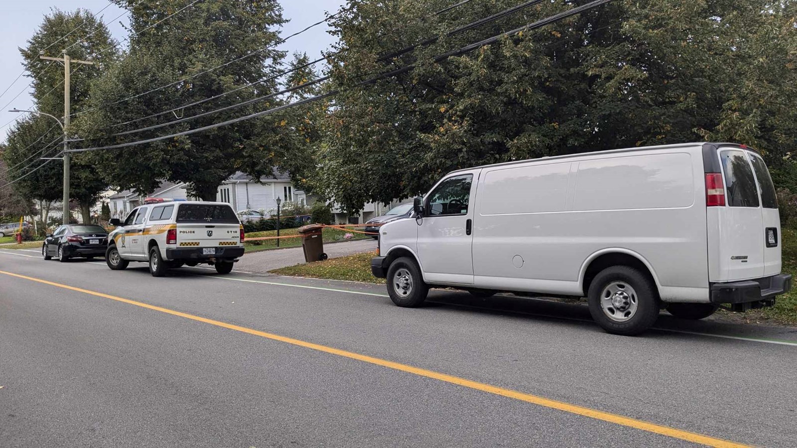 Murder in Coteau-du-Lac: investigations continue at the scene