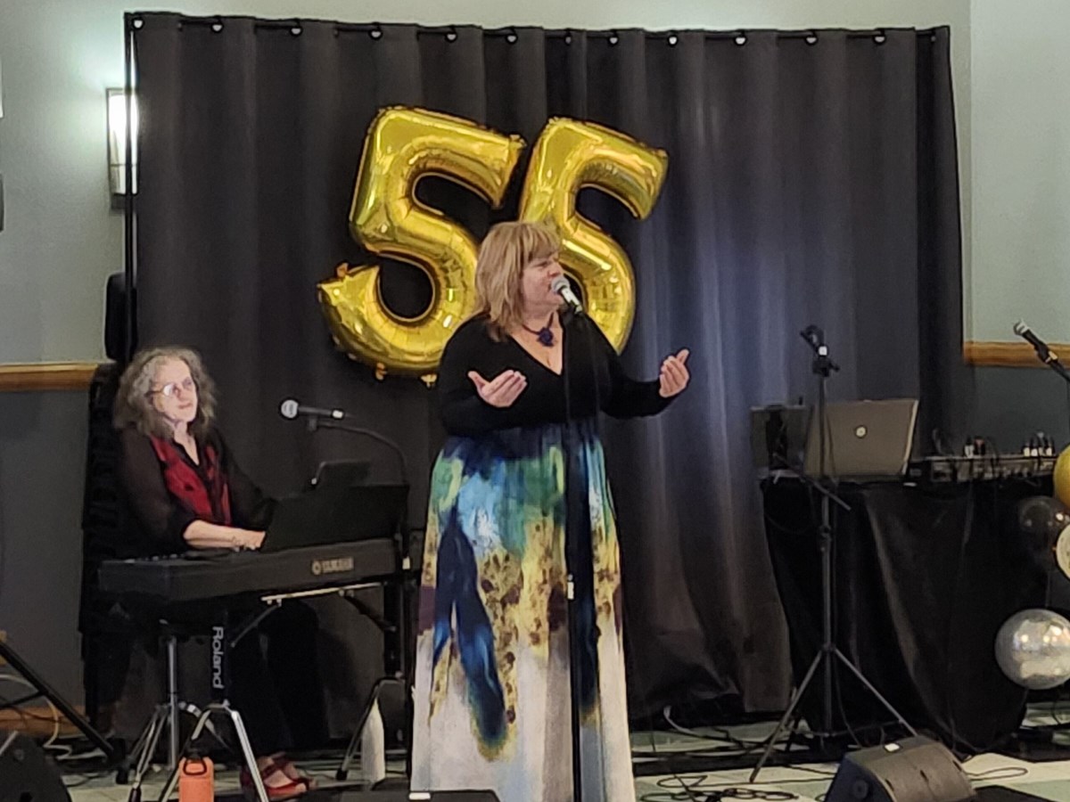 Le spectacle de "Julie Massicotte chante Reno" a ravi les personnes présentes