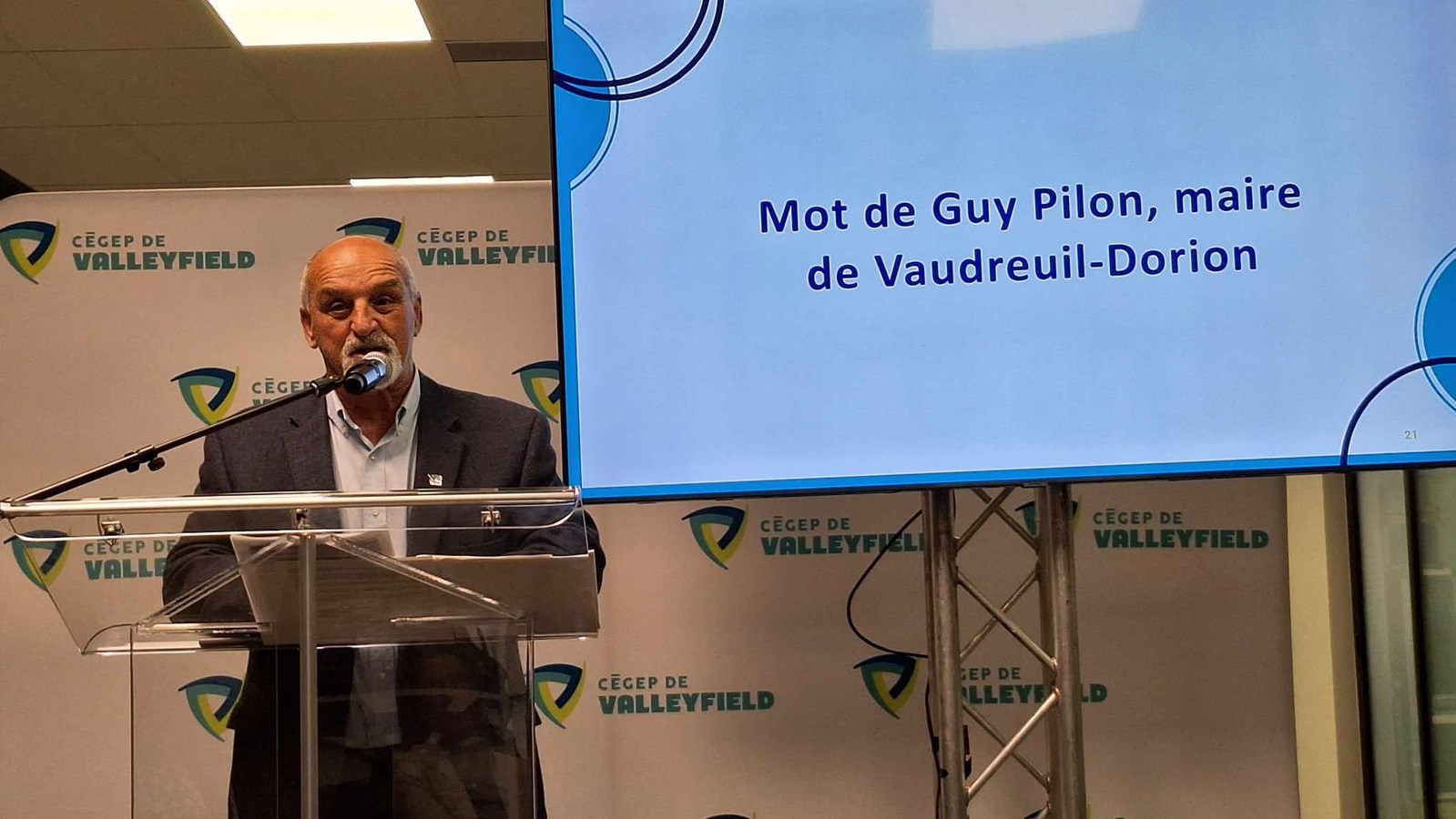 Cégep de Valleyfield: 1,5M$ d'investissements dans le Centre d'étude de Vaudreuil-Dorion