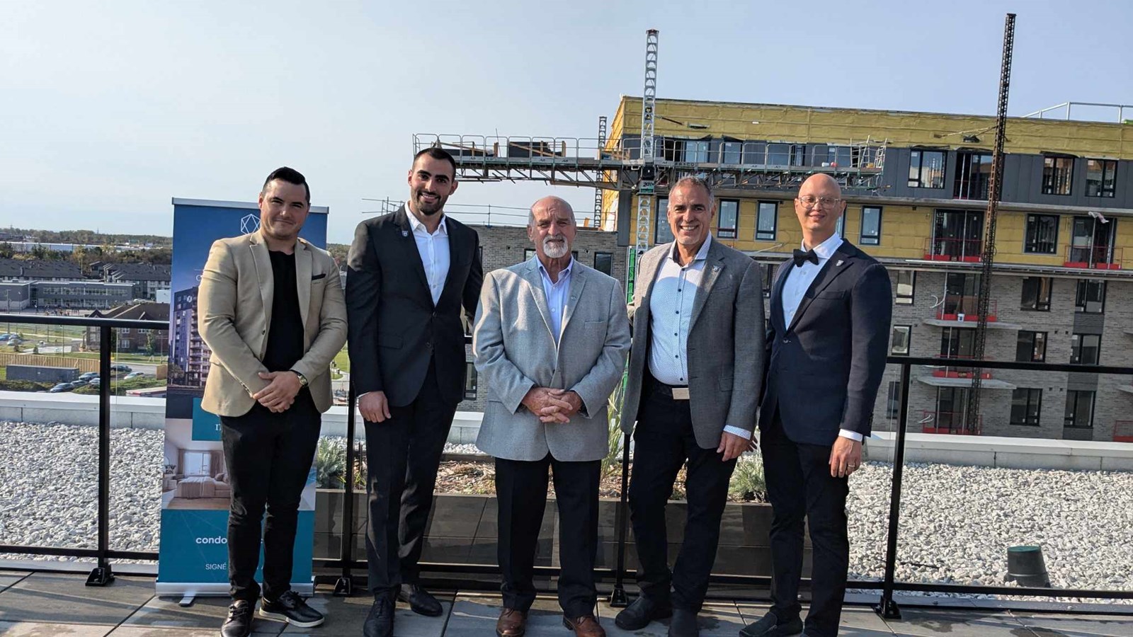 Plan A representatives pose with Vaudreuil-Dorion Mayor Guy Pilon to formalize construction of the CARA project