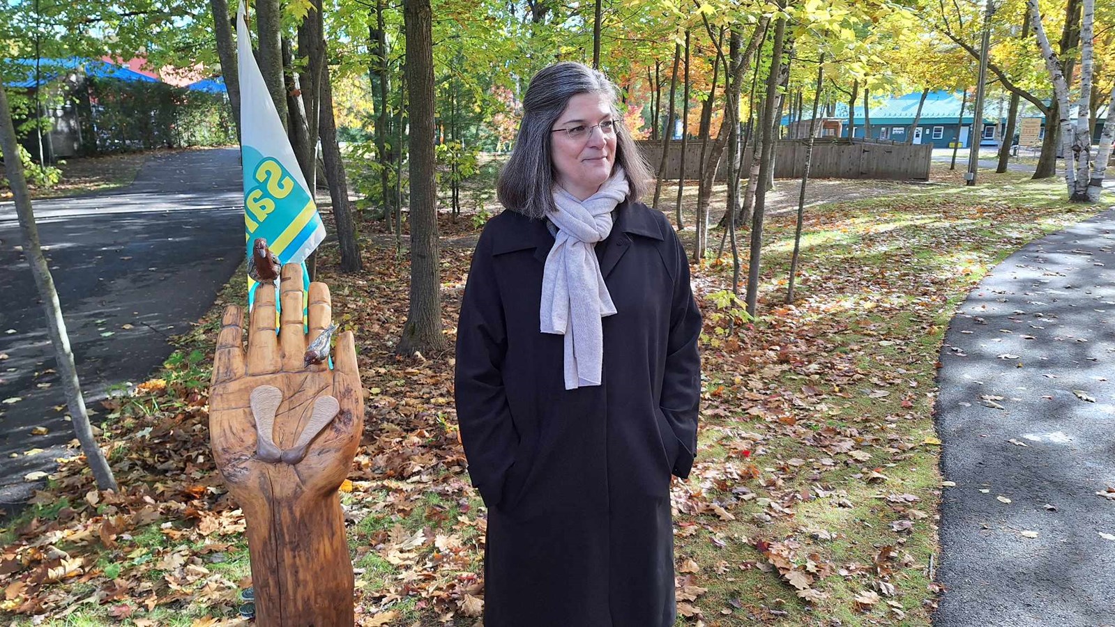 Une nouvelle œuvre prend racine au parc nature les Forestiers-de-Saint-Lazare