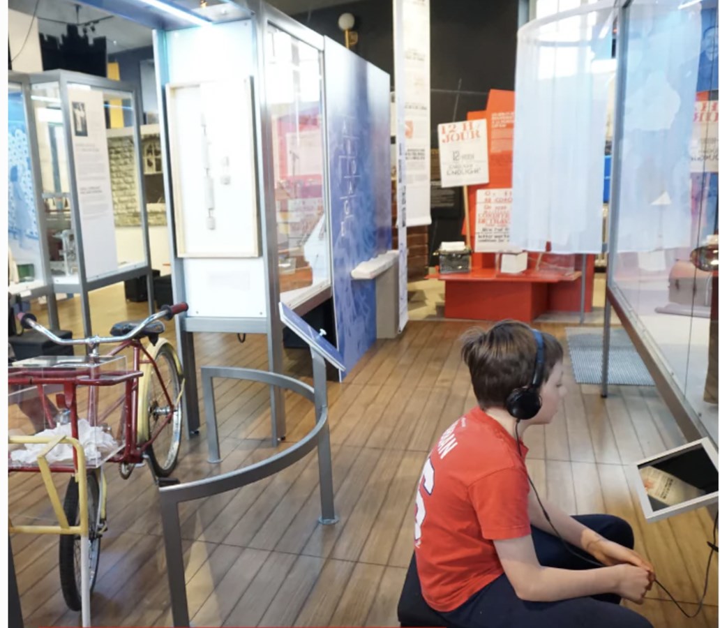 Visite Guidée de l'exposition permanente MoCo: L'Étoffe d'une ville au MUSO