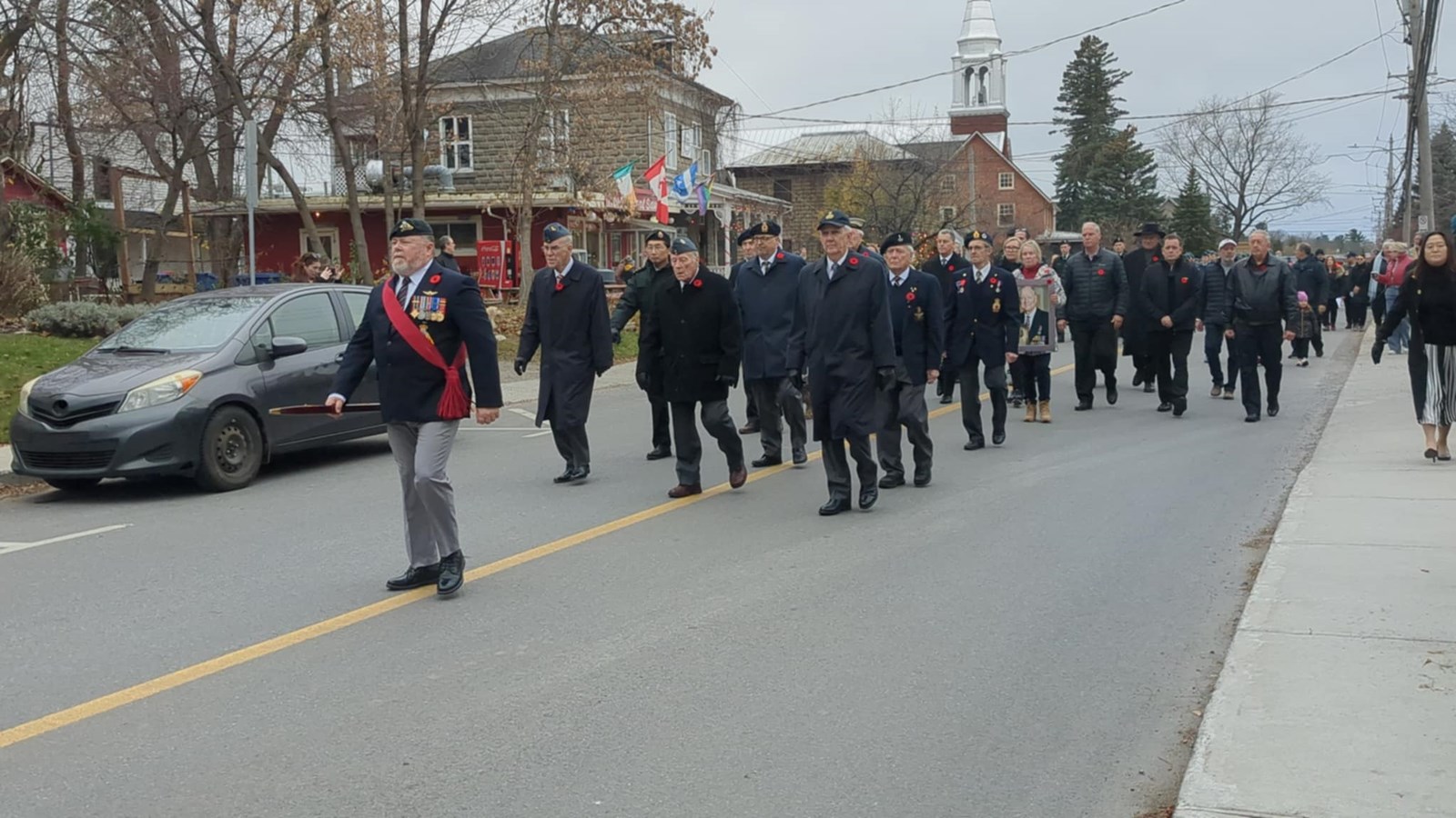Retour en images sur la cérémonie du Jour du Souvenir à Hudson 