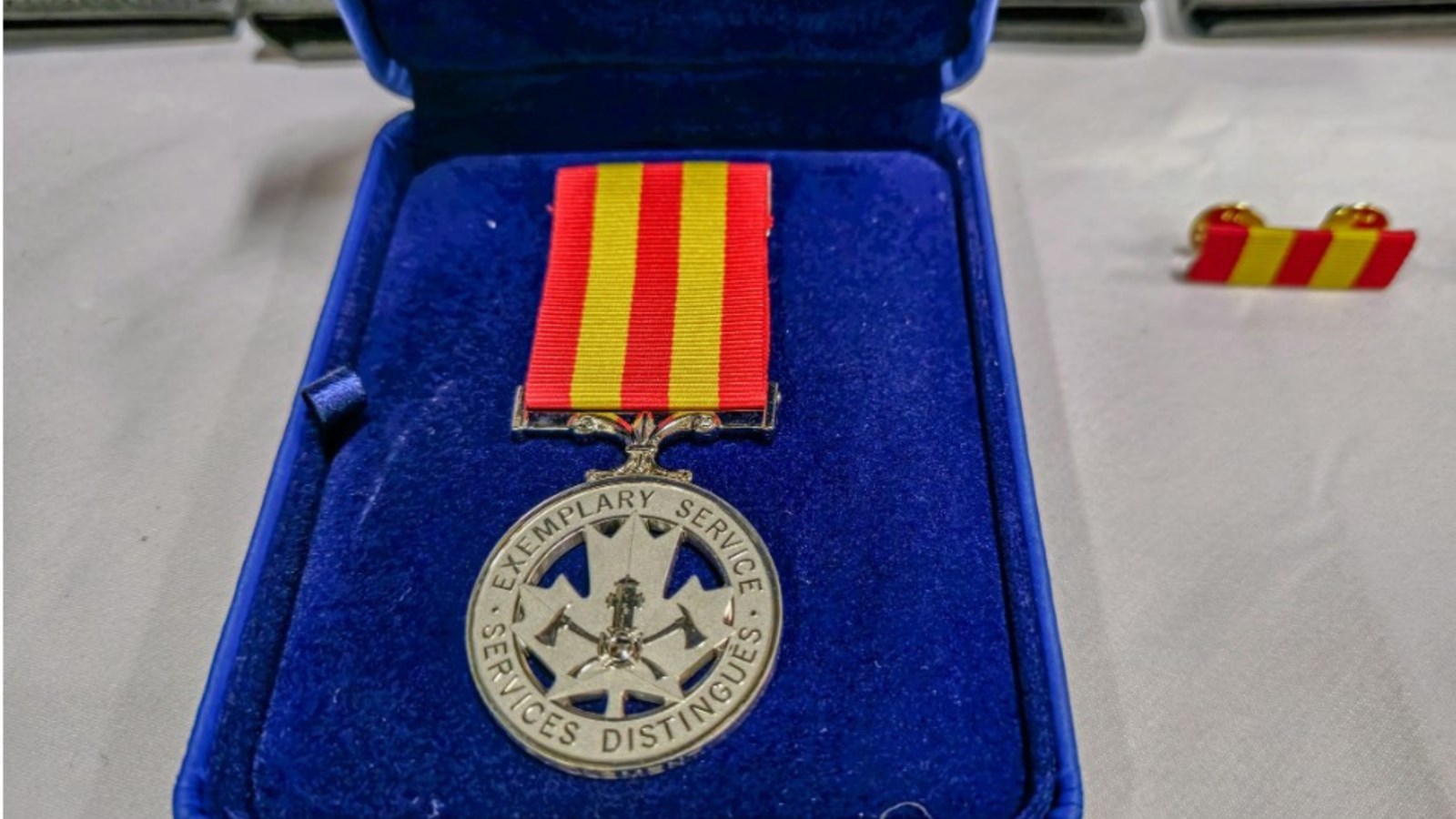 Hommage à trois pompiers de Rigaud pour services distingués