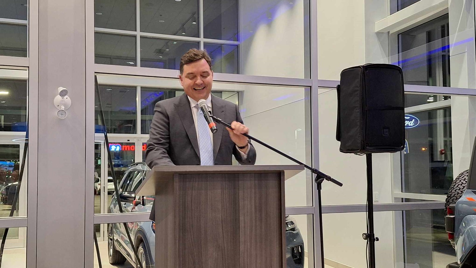 A festive official opening for Ford Île-Perrot 