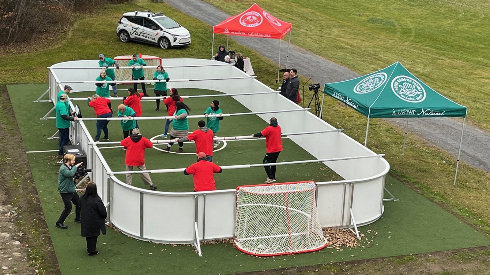 A giant babyfoot table for Centre Notre-Dame-de-Fatima