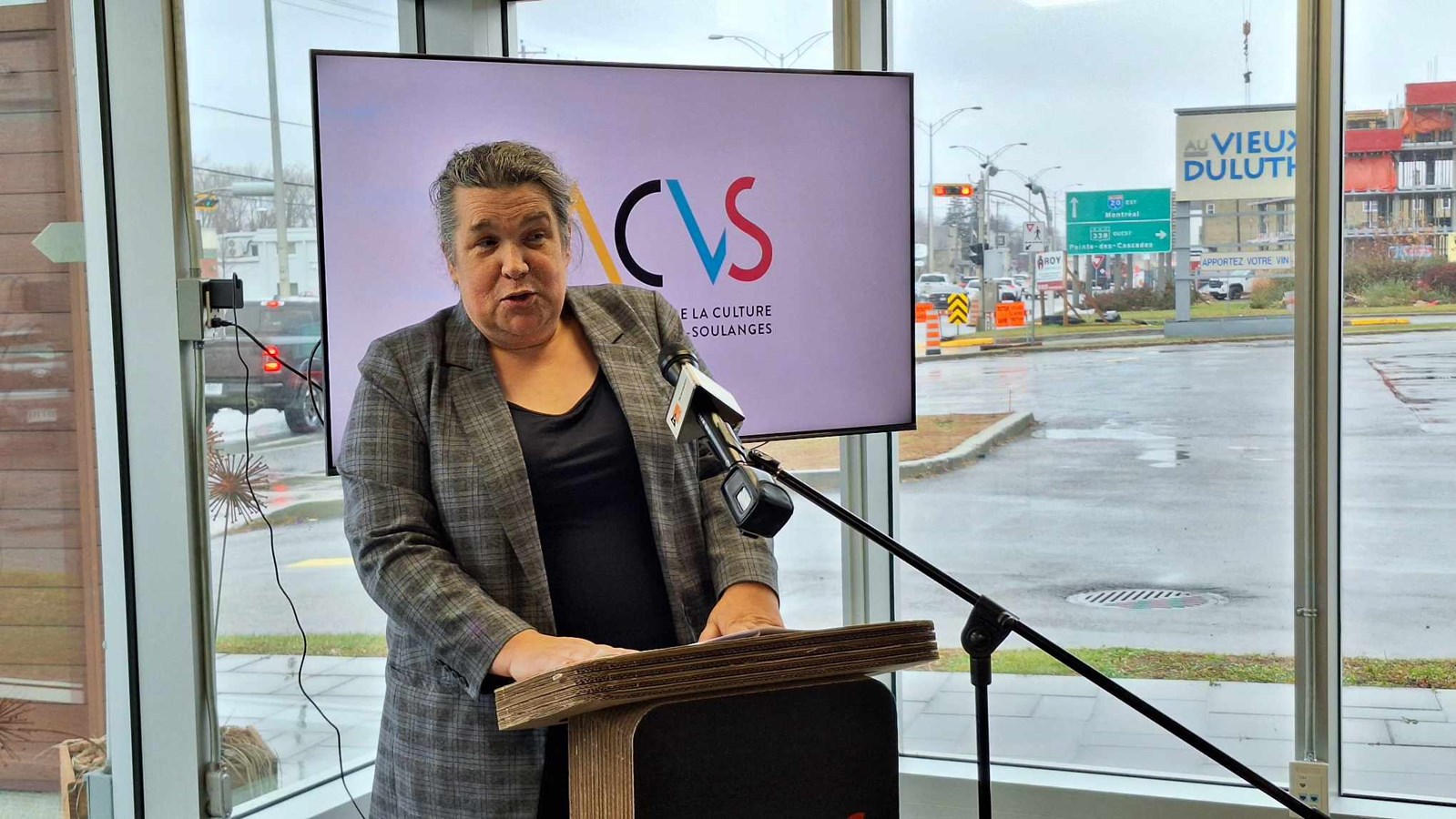 Julie Lemieux, présidente du CACVS et mairesse de Très-Saint-Rédempteur