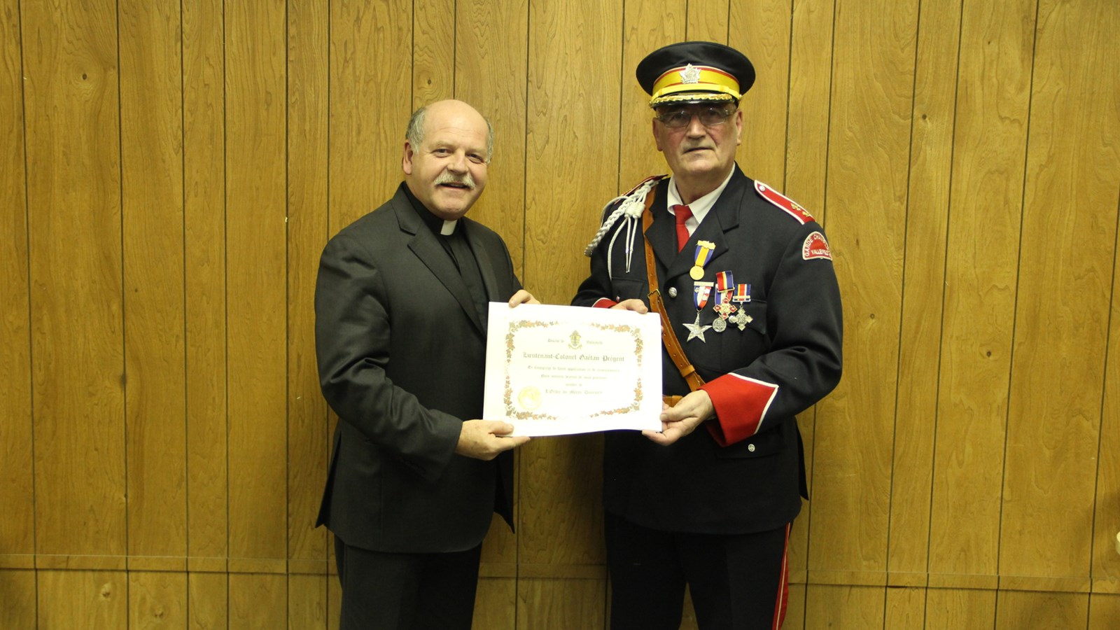 En 2014, M. Prégent a également reçu la médaille diocésaine, autre distinction que peu de gens reçoivent au Québec